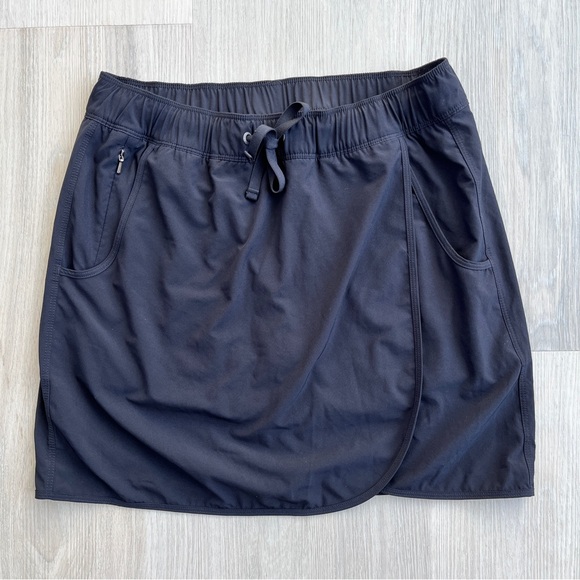 Women’s Patagonia Skort with Pockets - Small - Picture 1 of 4